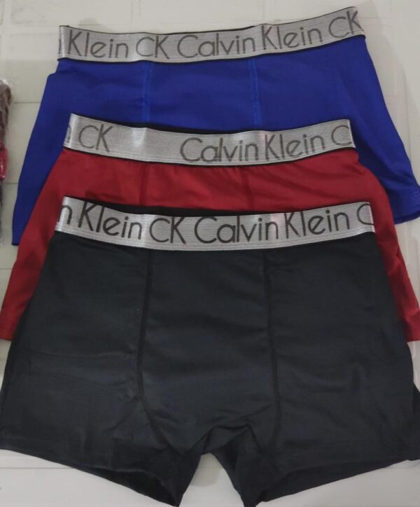 R$ 6,00 20x cueca Boxer Adulto Kelvin lisa similar